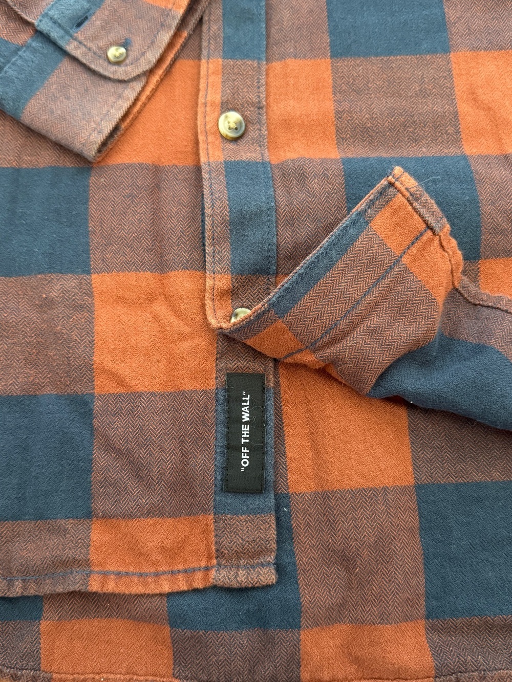 Vans Men’s Rust and Navy Plaid Button-Down Shirt - Picture 4 of 4